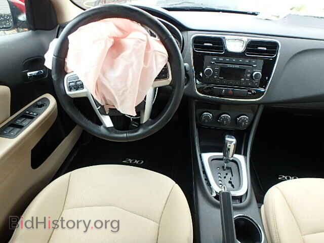 2012 CHRYSLER 200 - VIN: 1C3CCBBG7CN108427 - Фото 9