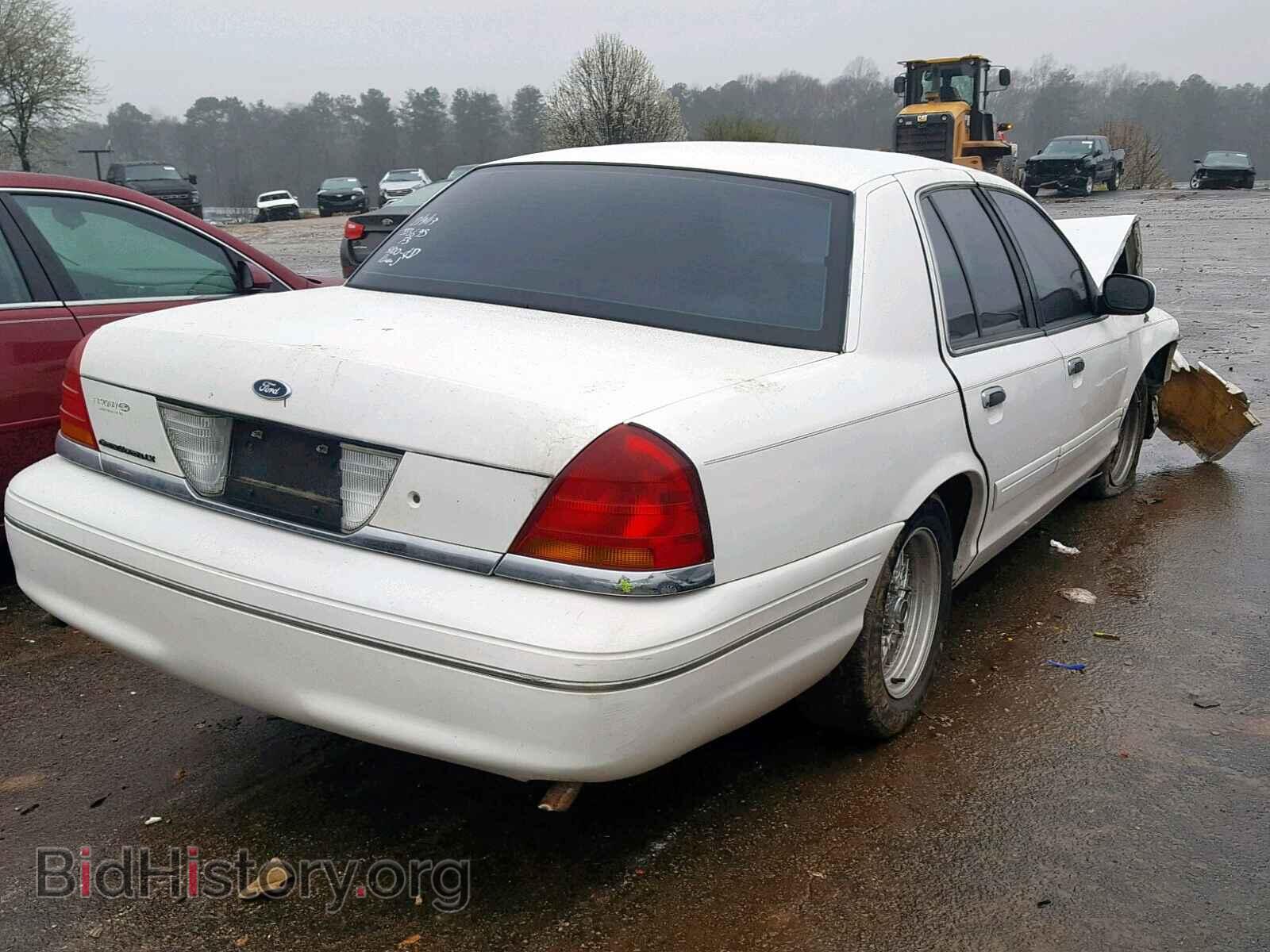2000 FORD CROWN VIC - VIN: 2FAFP74W2YX215010 - Фото 4