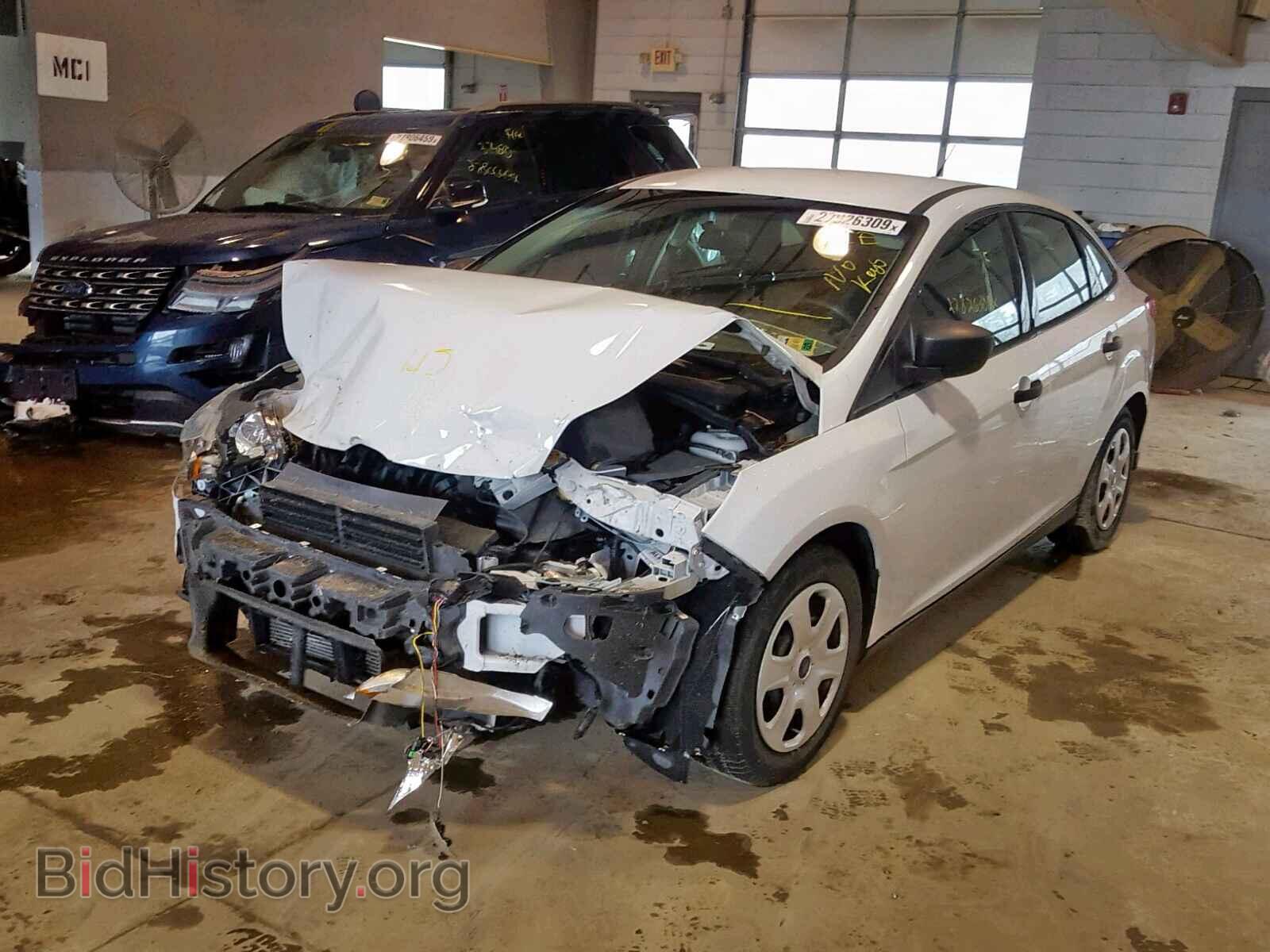 2013 FORD FOCUS - VIN: 1FADP3E24DL175404 - Фото 2