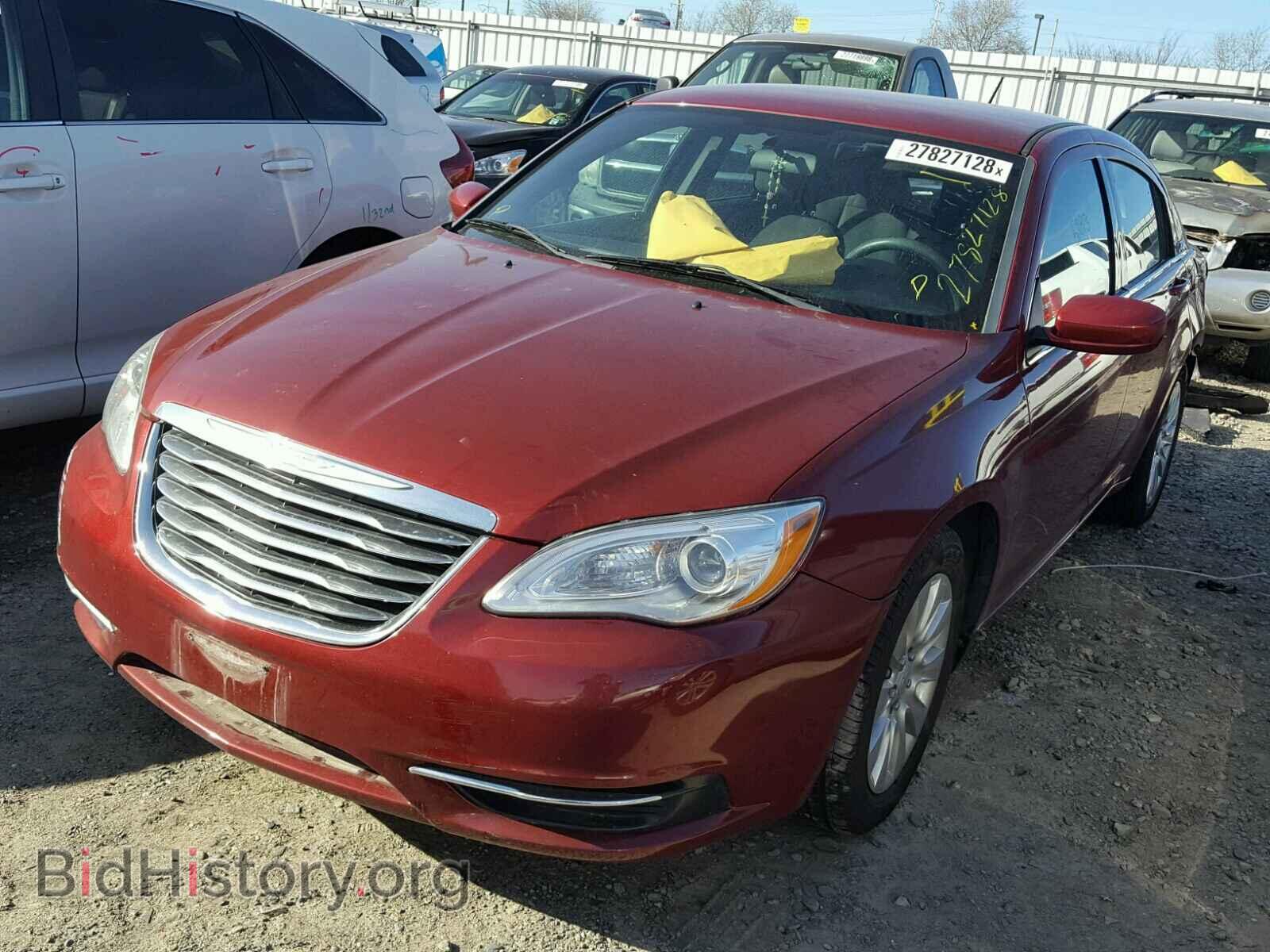2013 CHRYSLER 200 - VIN: 1C3CCBAB2DN733633 - Фото 2