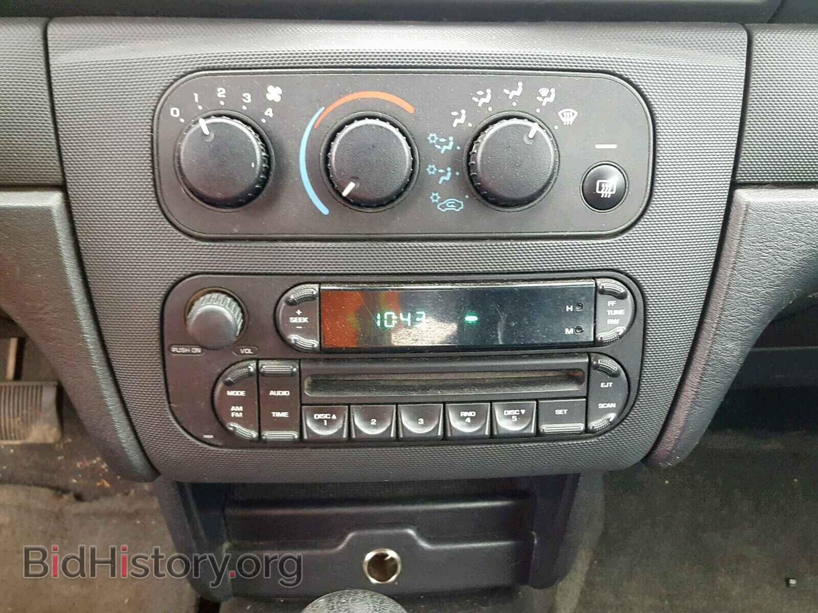 2005 CHRYSLER SEBRING - VIN: 1C3EL45R85N618550 - Фото 9