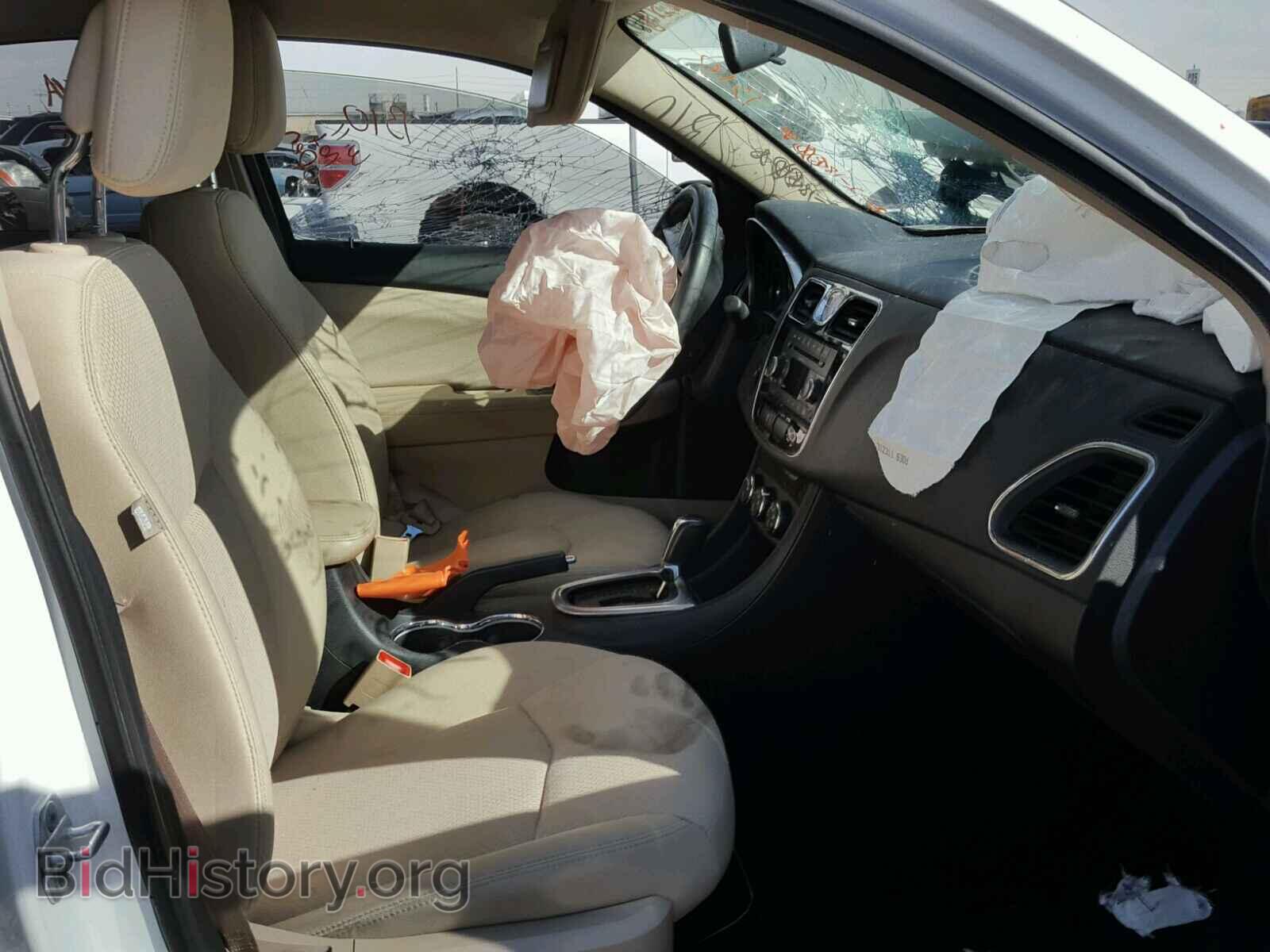 2011 CHRYSLER 200 - VIN: 1C3BC1FB4BN554876 - Фото 5