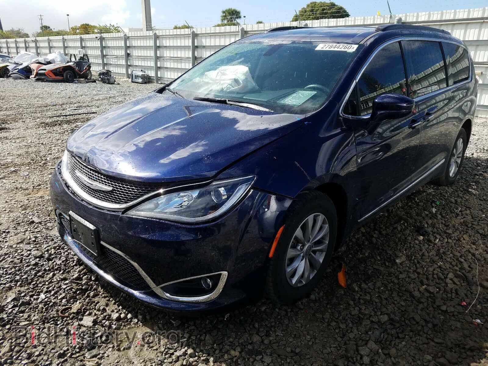 2017 CHRYSLER PACIFICA - VIN: 2C4RC1BG3HR526753 - Photo 2