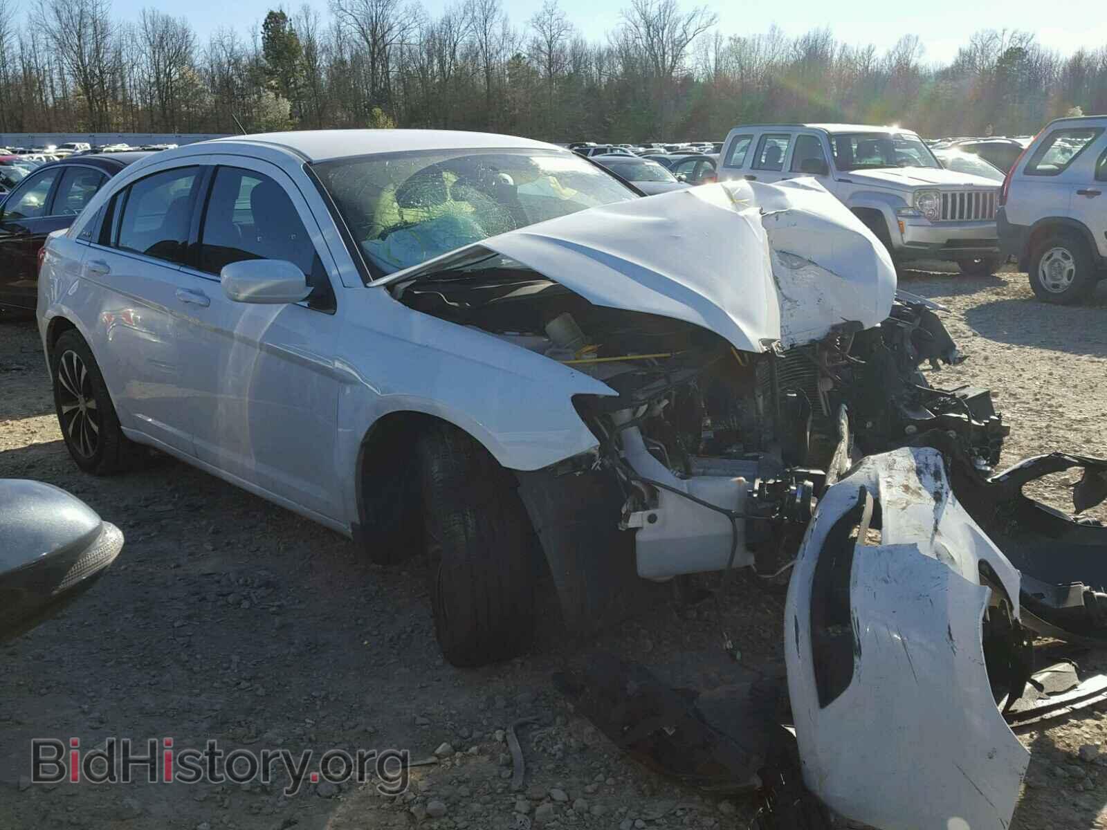 Фотография 1C3CCBBB4DN587864 - CHRYSLER 200 2013