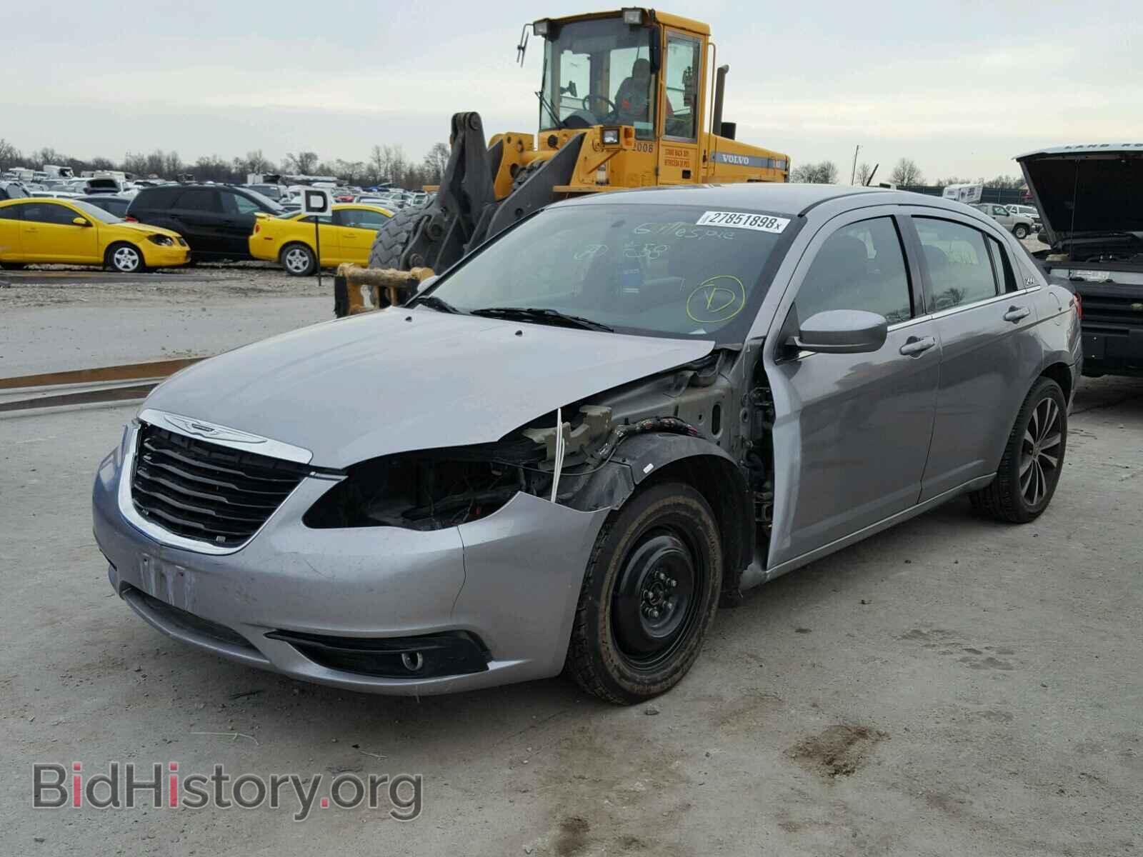 2013 CHRYSLER 200 - VIN: 1C3CCBBG5DN718246 - Фото 2