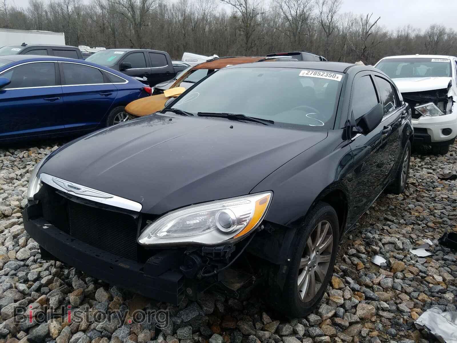 2013 CHRYSLER 200 - VIN: 1C3CCBBG6DN531873 - Фото 2