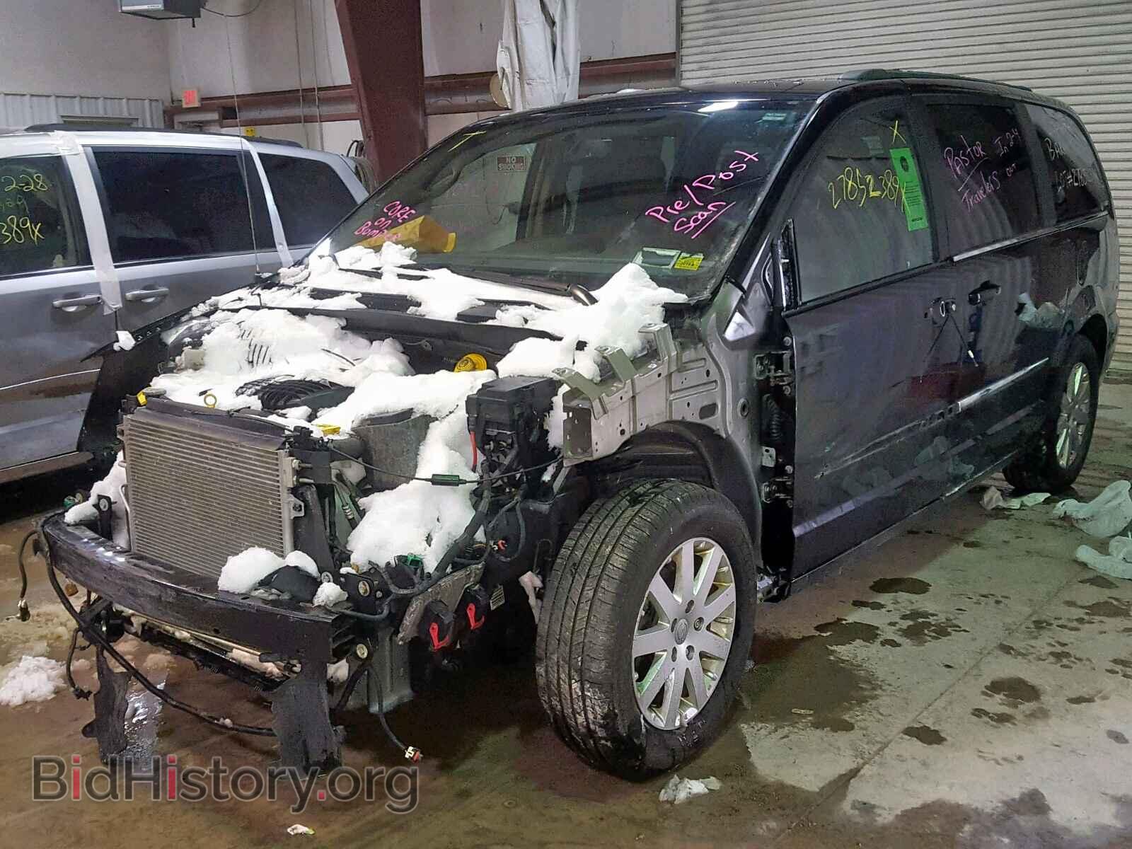 2014 CHRYSLER TOWN & COU - VIN: 2C4RC1BG4ER453615 - Фото 2