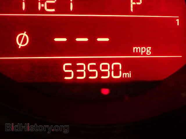 2012 VOLKSWAGEN BEETLE - VIN: 3VWFP7AT5CM615472 - Фото 8