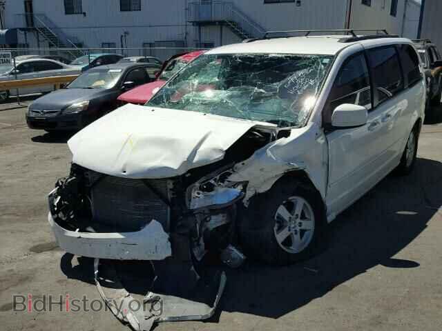 2013 DODGE CARAVAN - VIN: 2C4RDGCG4DR550925 - Фото 2