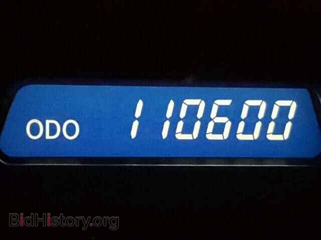 2007 LEXUS IS250 - VIN: JTHCK262572014792 - Photo 8