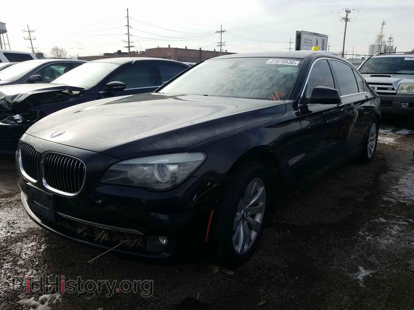 2011 BMW 7 SERIES - VIN: WBAKC8C52BC433775 - Фото 2