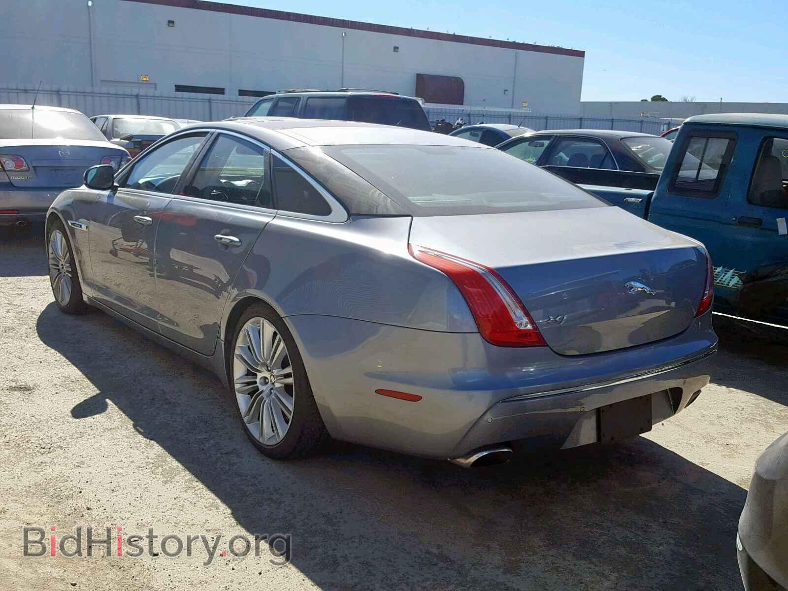 2011 JAGUAR XJ - VIN: SAJWA1GEXBMV05149 - Фото 3