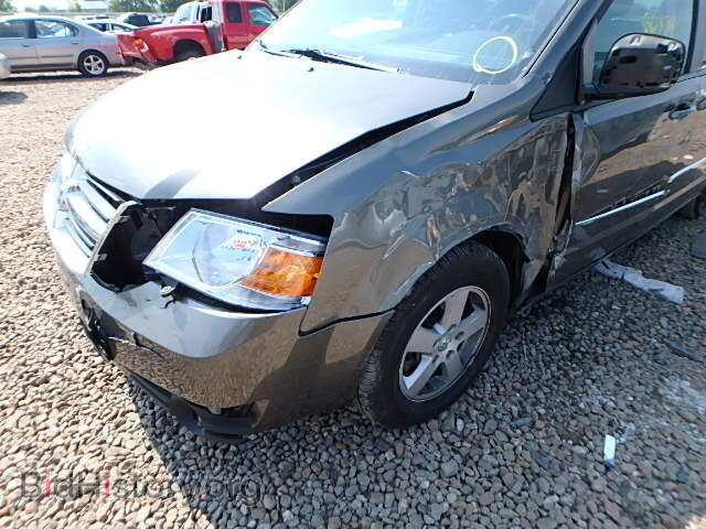 2010 DODGE CARAVAN - VIN: 2D4RN5D10AR268758 - Фото 9