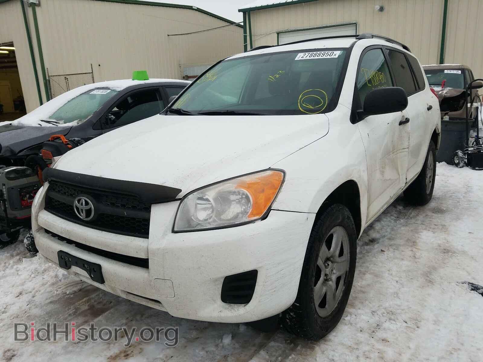 2011 TOYOTA RAV4 - VIN: 2T3BF4DV2BW098905 - Фото 2