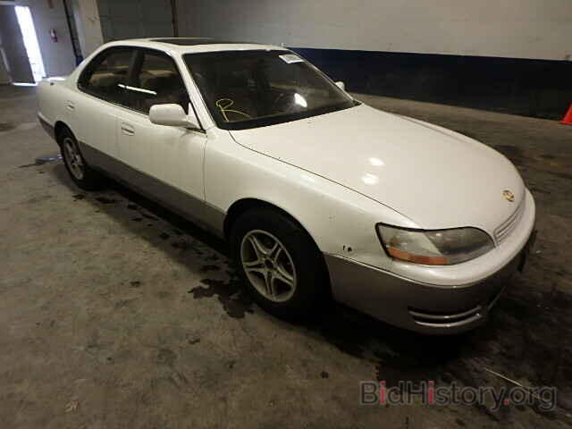 Photo JT8BF12G5T0177833 - LEXUS ES300 1996