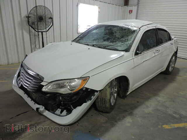 2013 CHRYSLER 200 - VIN: 1C3CCBCG6DN651526 - Фото 2