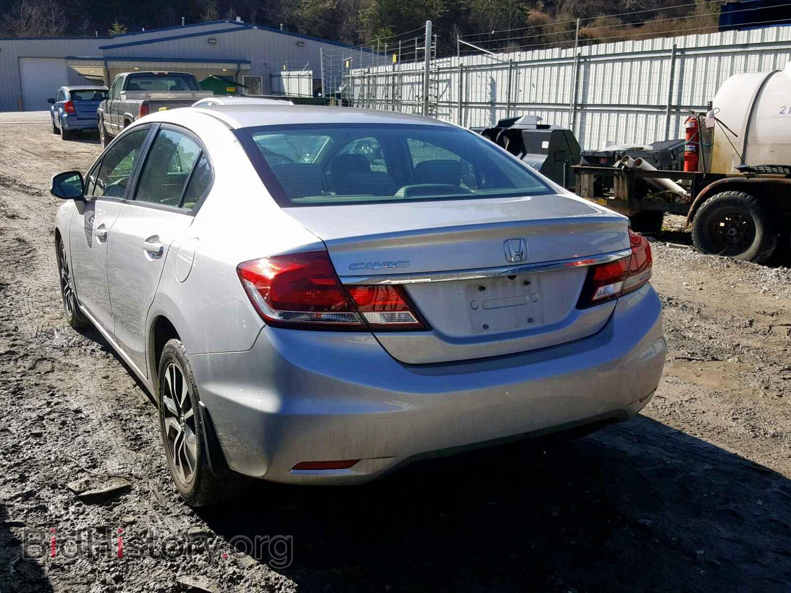 2013 HONDA CIVIC - VIN: 19XFB2F87DE065664 - Фото 3