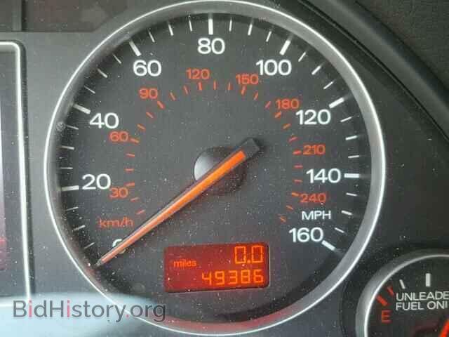 2005 AUDI A4 - VIN: WAUJT68E95A051736 - Фото 8