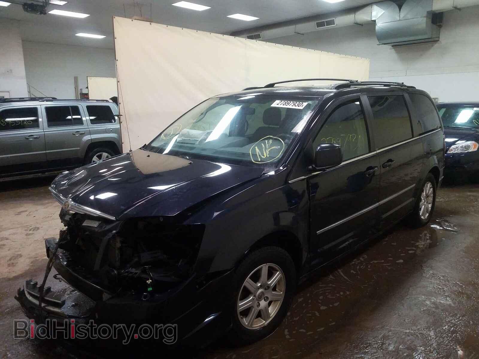 2010 CHRYSLER TOWN & COU - VIN: 2A4RR5D18AR456892 - Фото 2