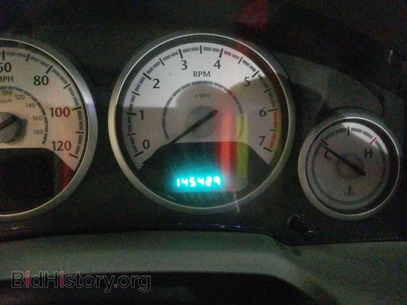 2010 CHRYSLER TOWN & COU - VIN: 2A4RR5D18AR456892 - Фото 8