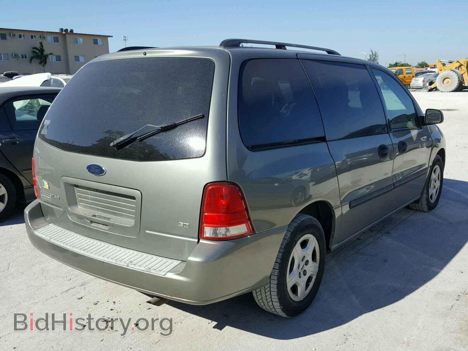 2004 FORD FREESTAR - VIN: 2FMZA51654BA09717 - Фото 4