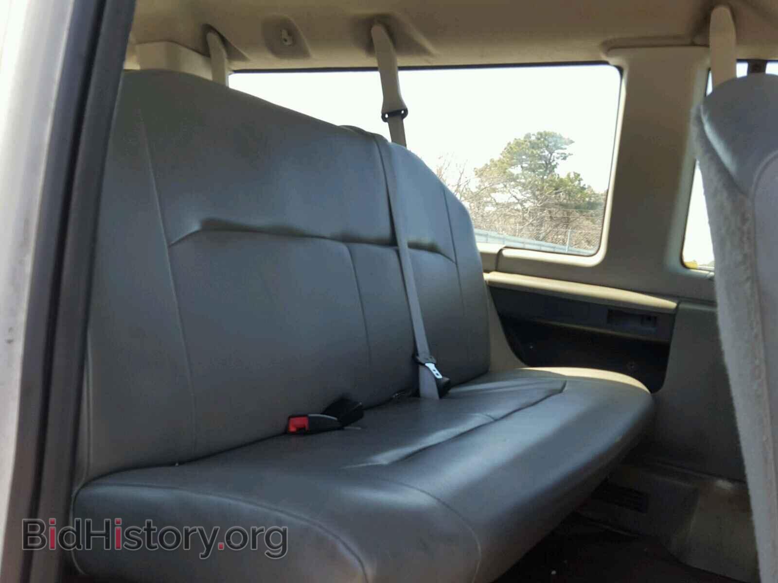 2010 FORD ECONOLINE - VIN: 1FBSS3BL3ADA53821 - Photo 6
