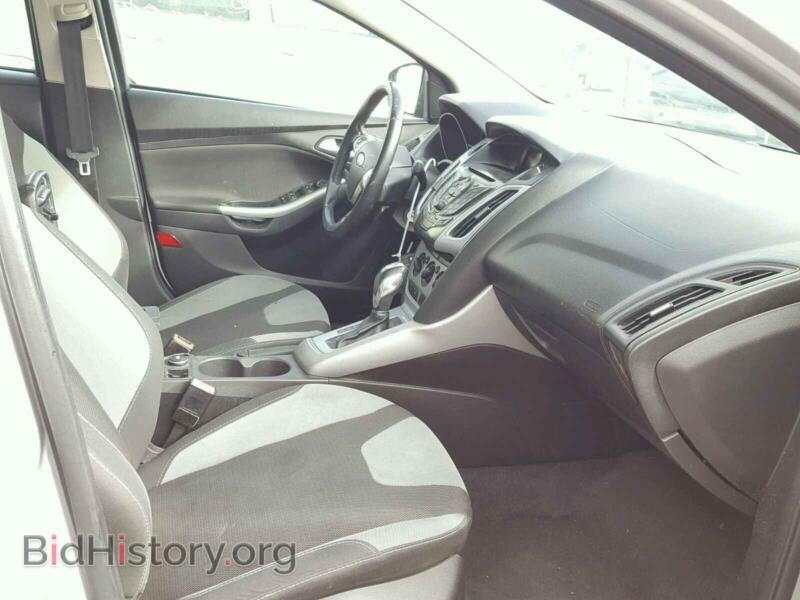 2012 Ford FOCUS (VIN 1FAHP3F21CL400280) — photo 5 of 10
