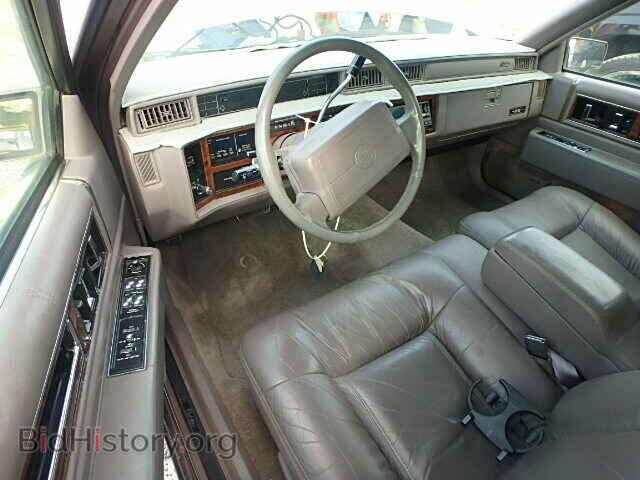 1993 CADILLAC DEVILLE - VIN: 1G6CD53B4P4257258 - Фото 9