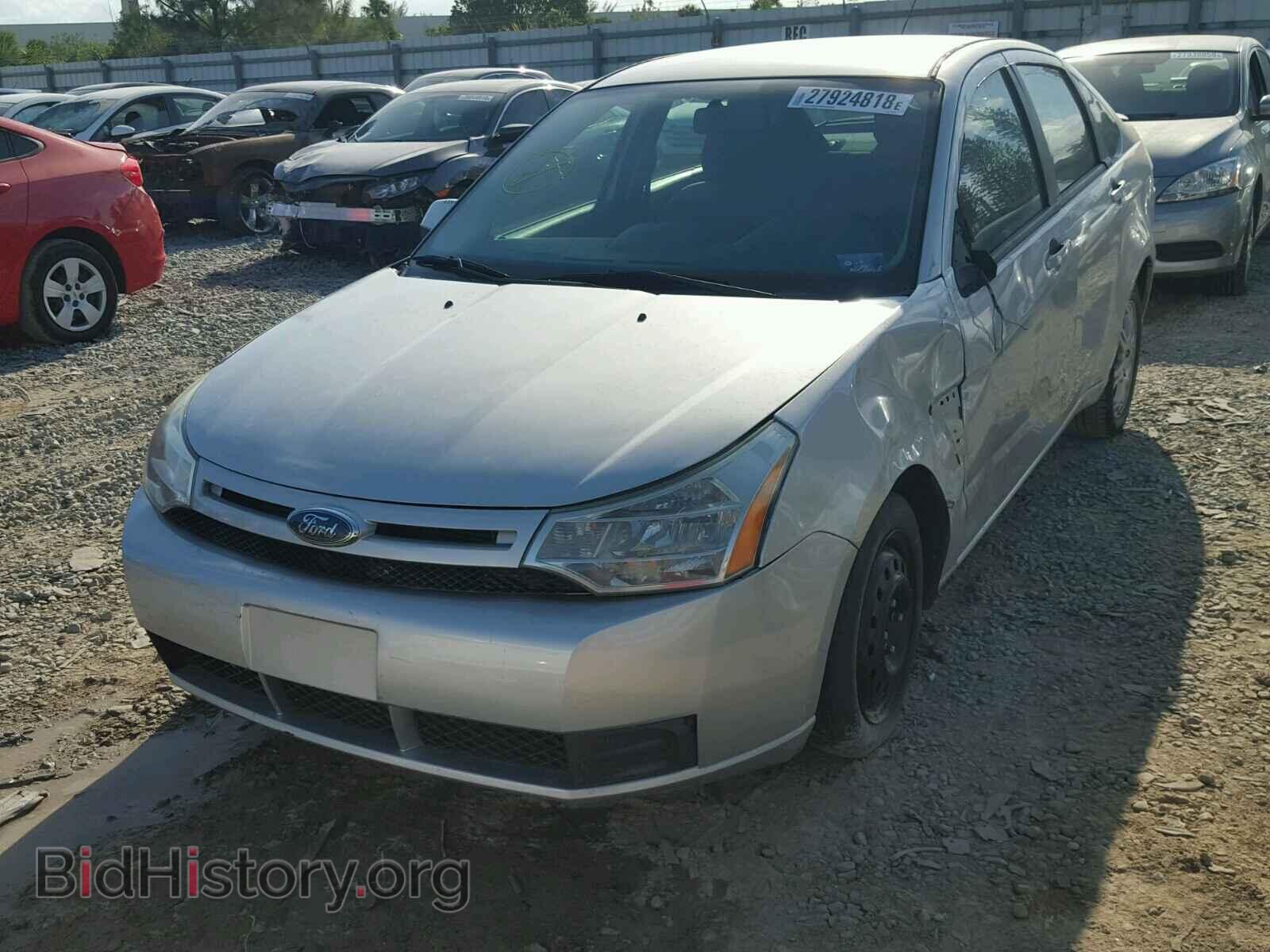 2008 FORD FOCUS - VIN: 1FAHP35N58W252524 - Photo 2