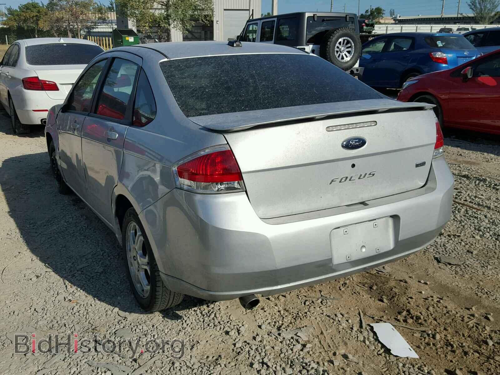2008 FORD FOCUS - VIN: 1FAHP35N58W252524 - Photo 3