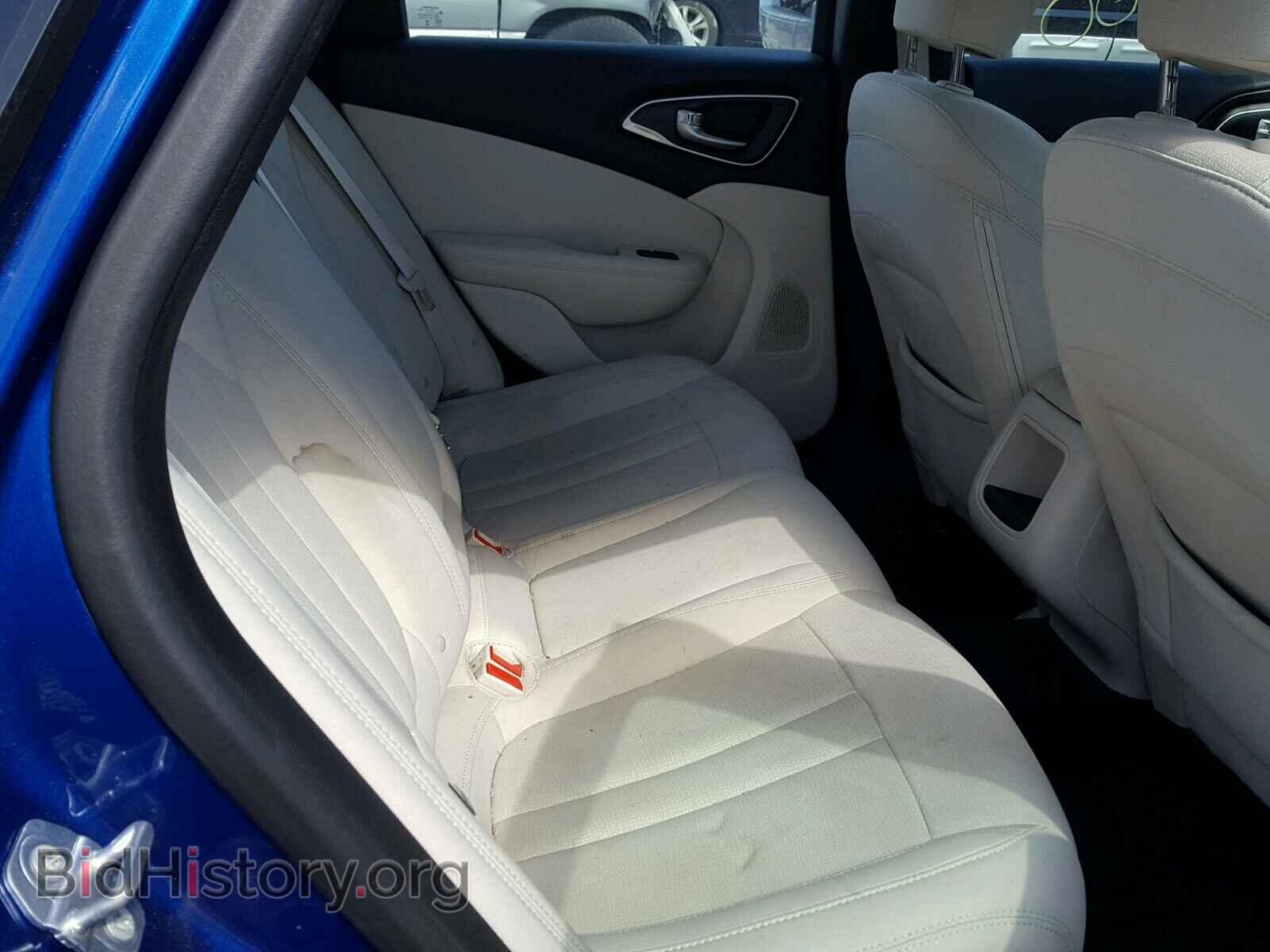 2016 CHRYSLER 200 - VIN: 1C3CCCAB1GN144745 - Фото 6
