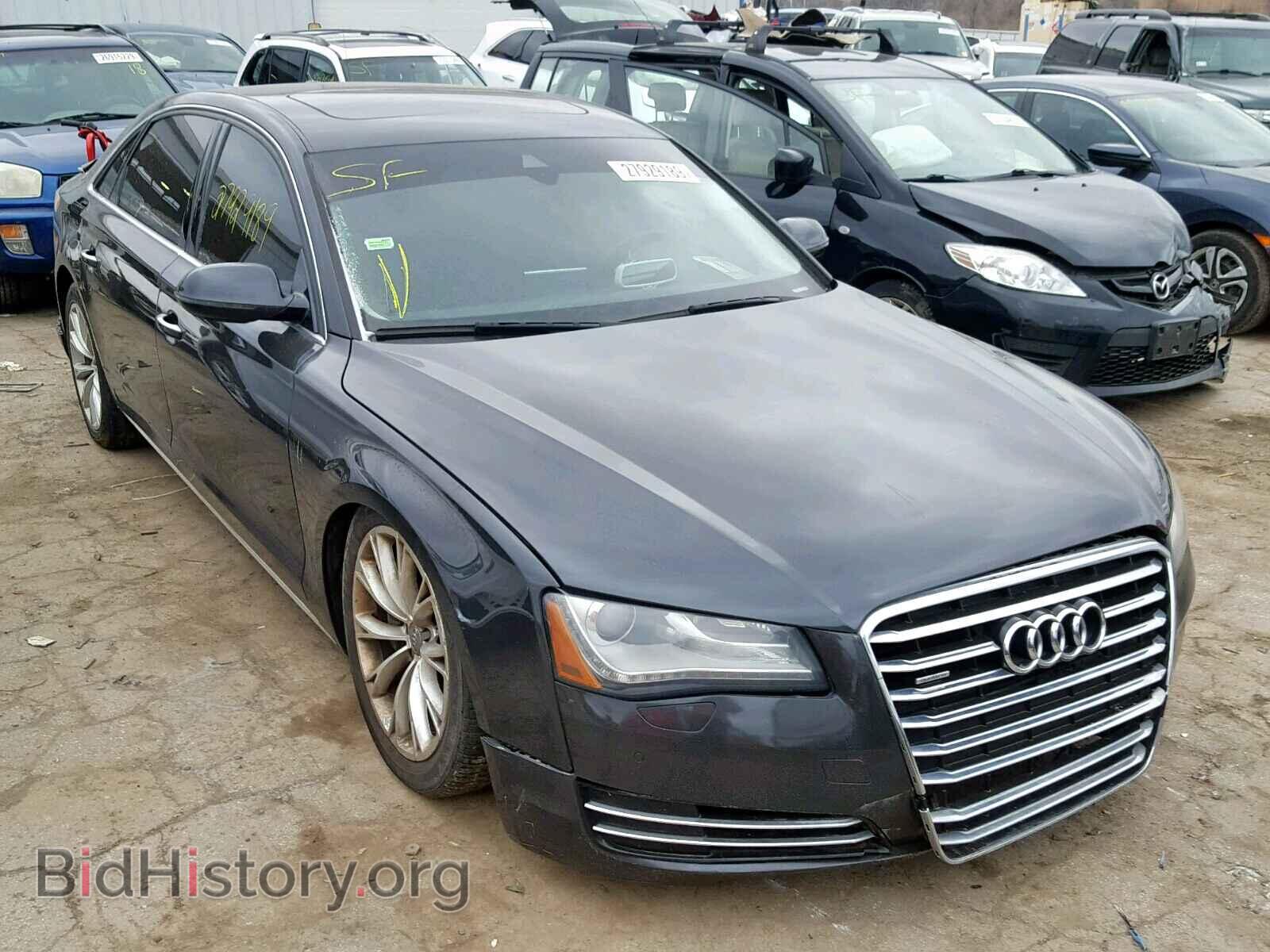 Photo WAURVAFD2BN005745 - AUDI A8 2011