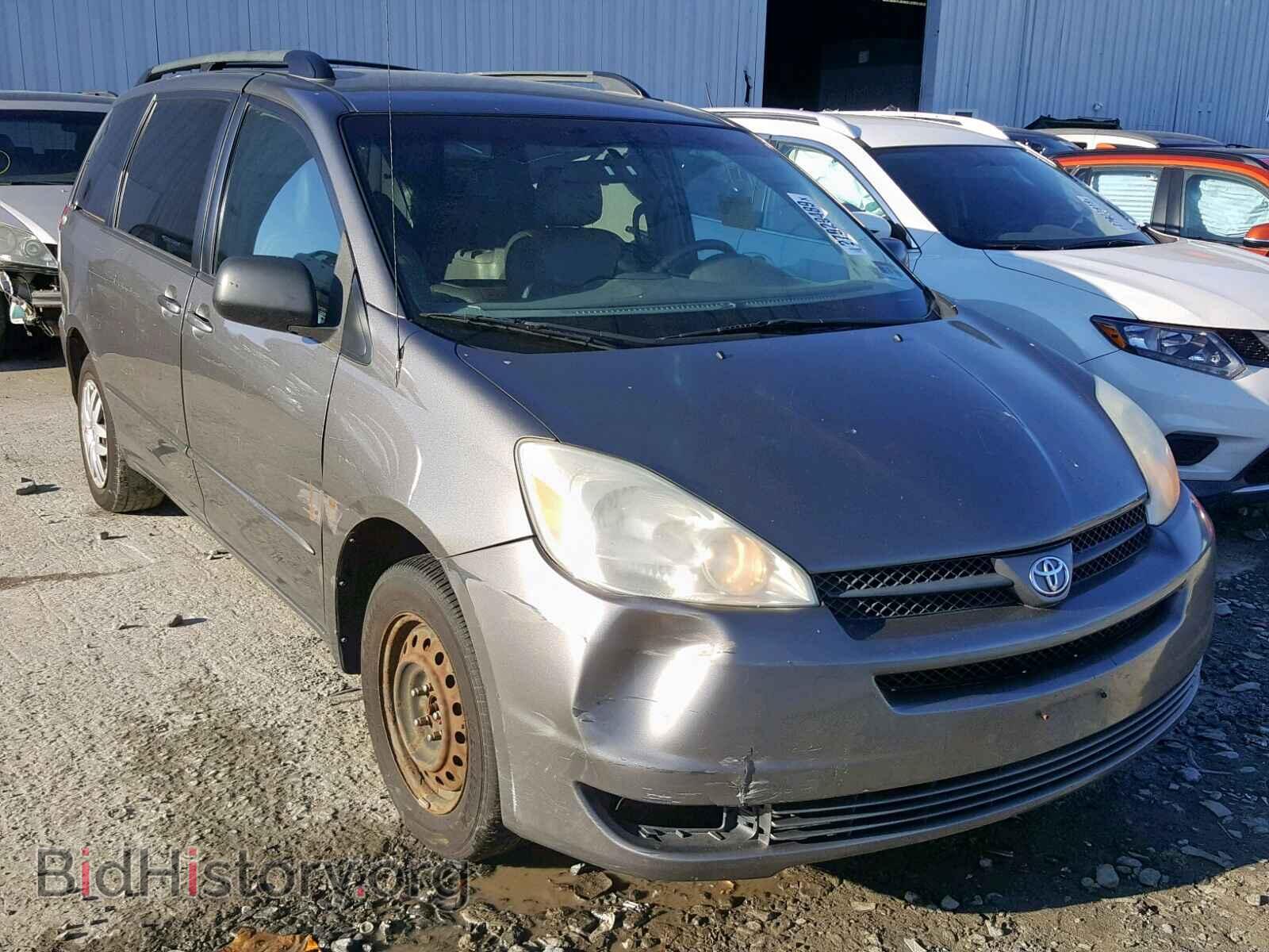 Фотография  - TOYOTA SIENNA CE 2004