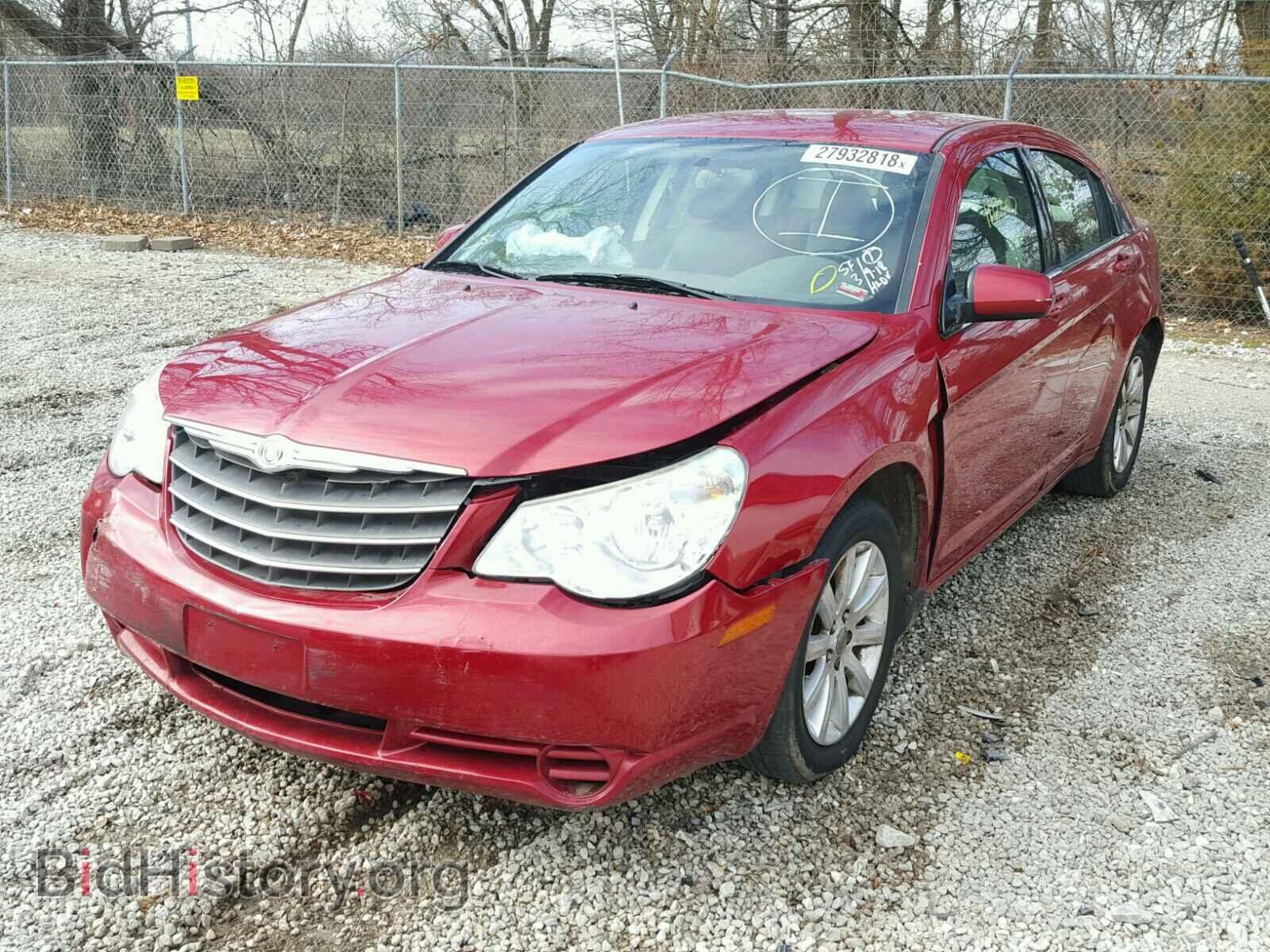 2010 CHRYSLER SEBRING - VIN: 1C3CC5FBXAN206915 - Фото 2