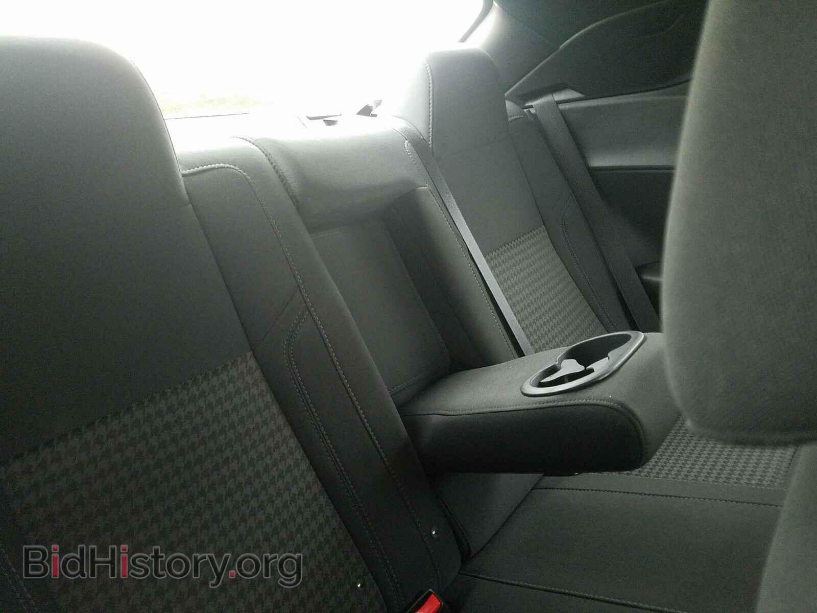 2019 DODGE CHALLENGER - VIN: 2C3CDZAG4KH529195 - Фото 6