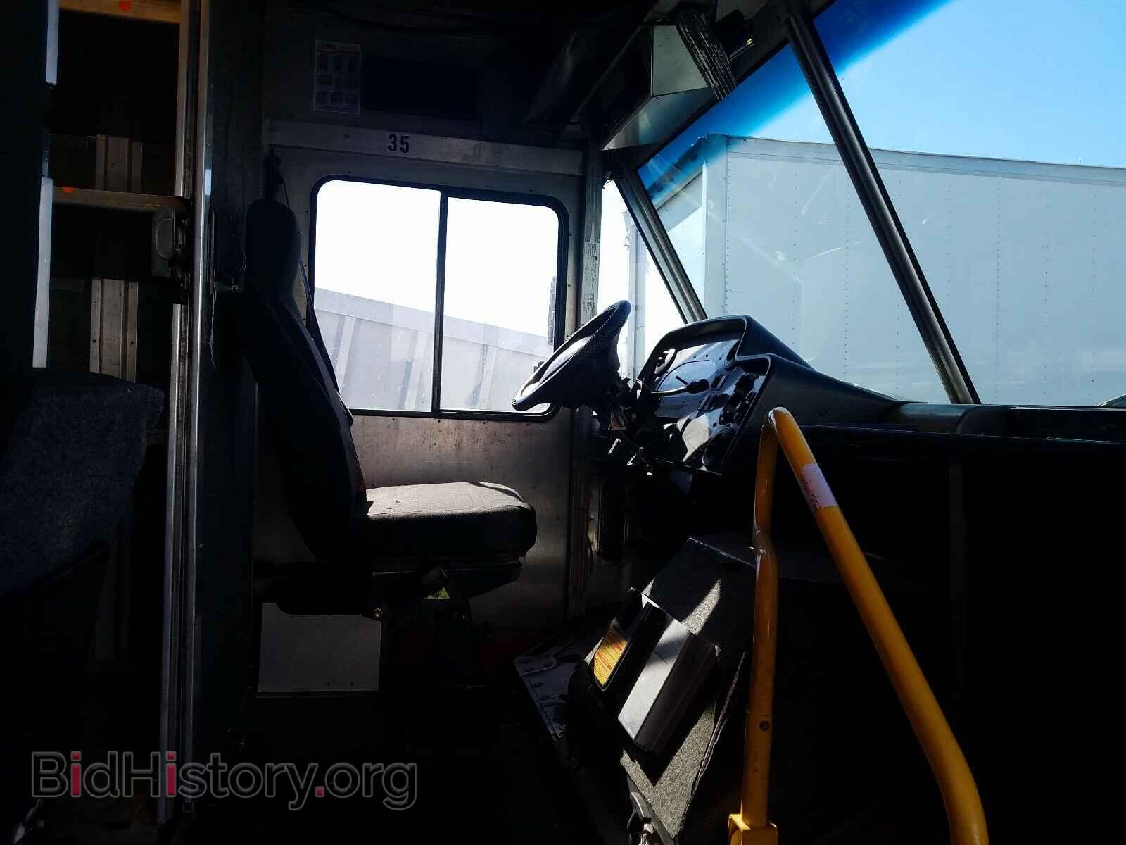 2006 FORD ECONOLINE - VIN: 1FCLE49L46DA68371 - Фото 5