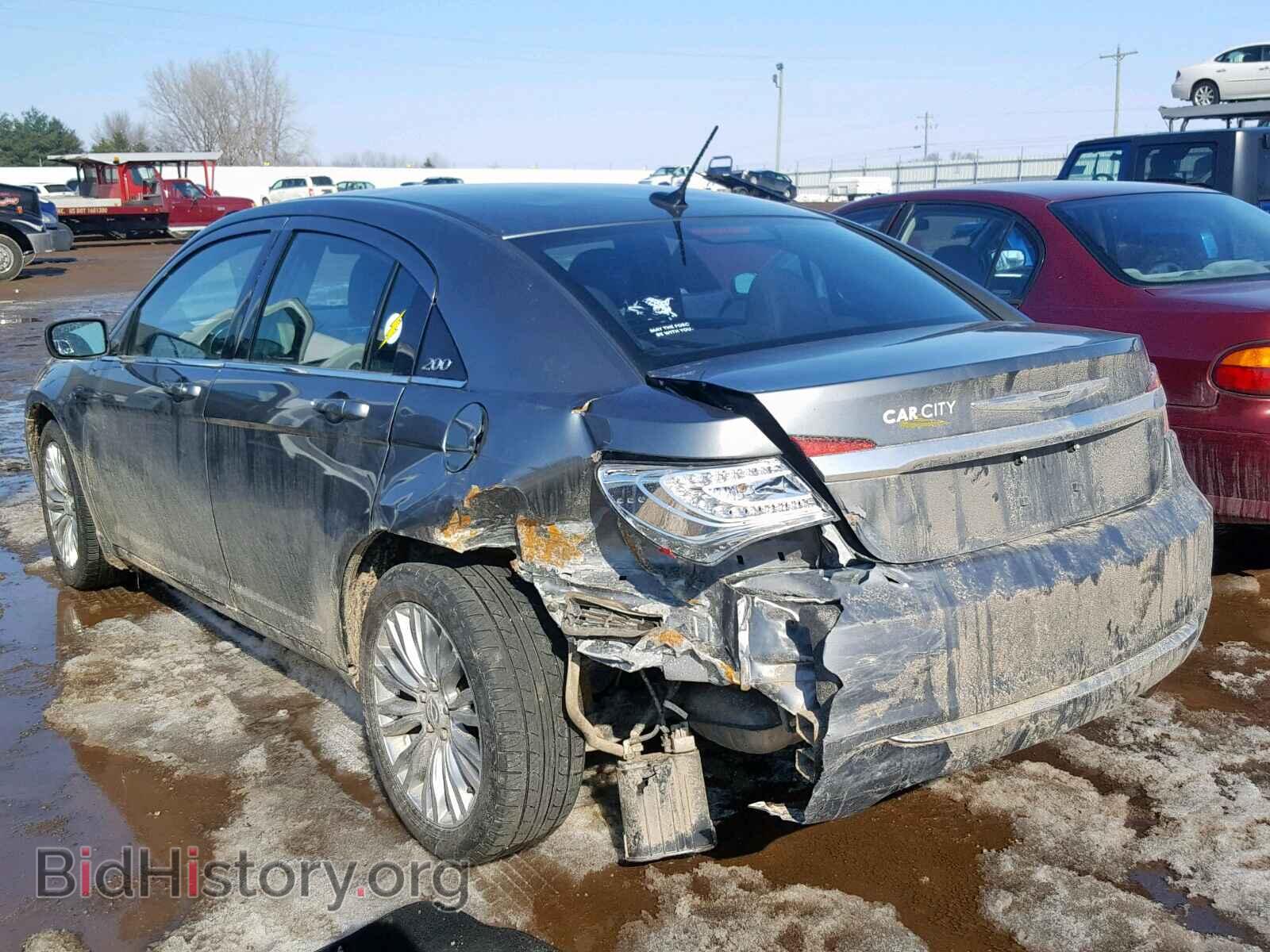 2013 CHRYSLER 200 - VIN: 1C3CCBAB0DN670726 - Фото 3