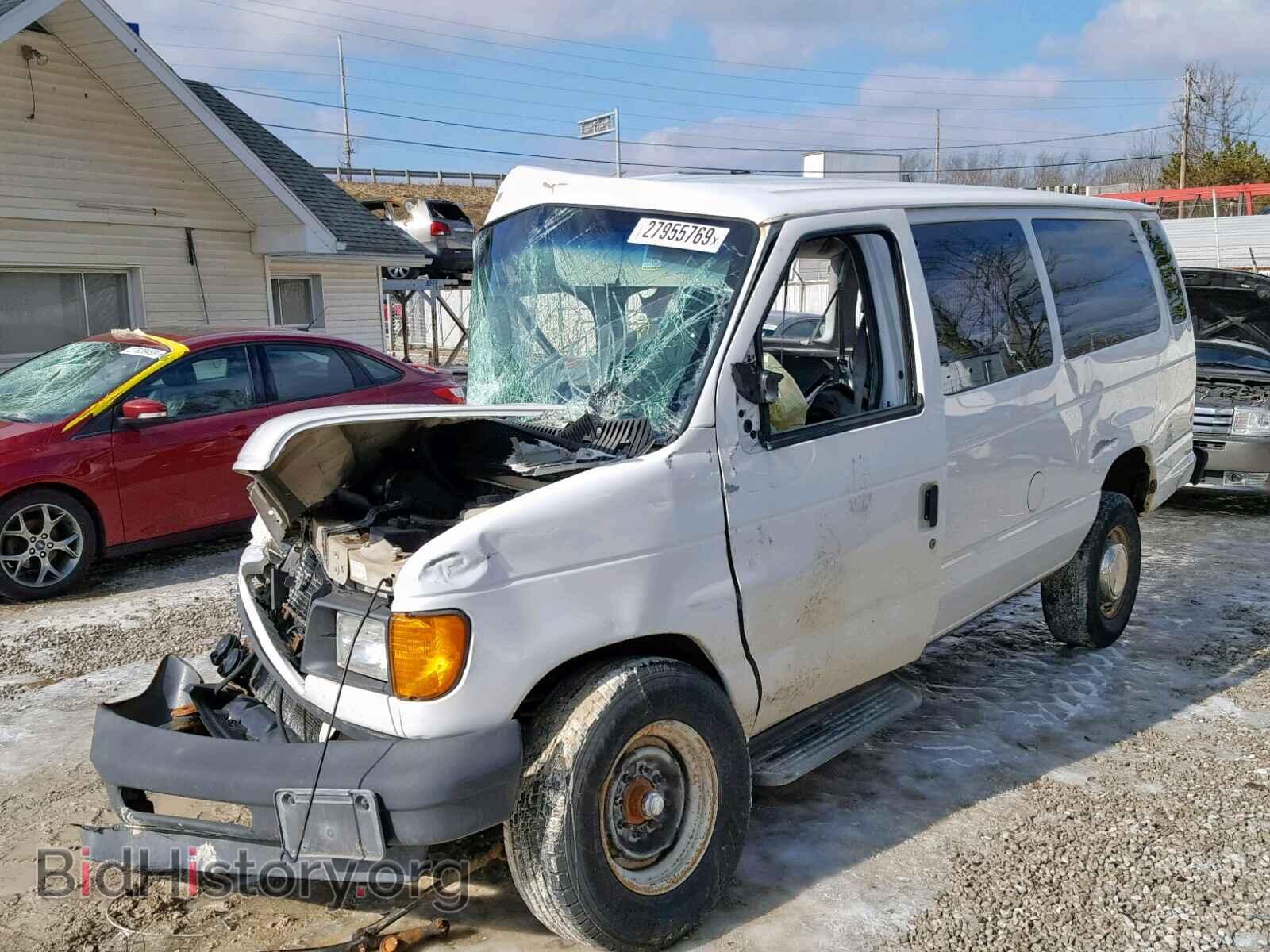2003 FORD ECONOLINE - VIN: 1FBSS31L13HB52215 - Photo 2