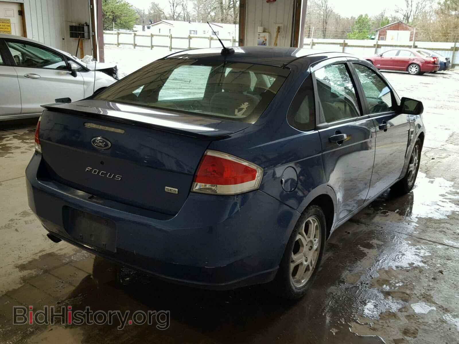 2008 FORD FOCUS - VIN: 1FAHP35N48W211804 - Photo 4