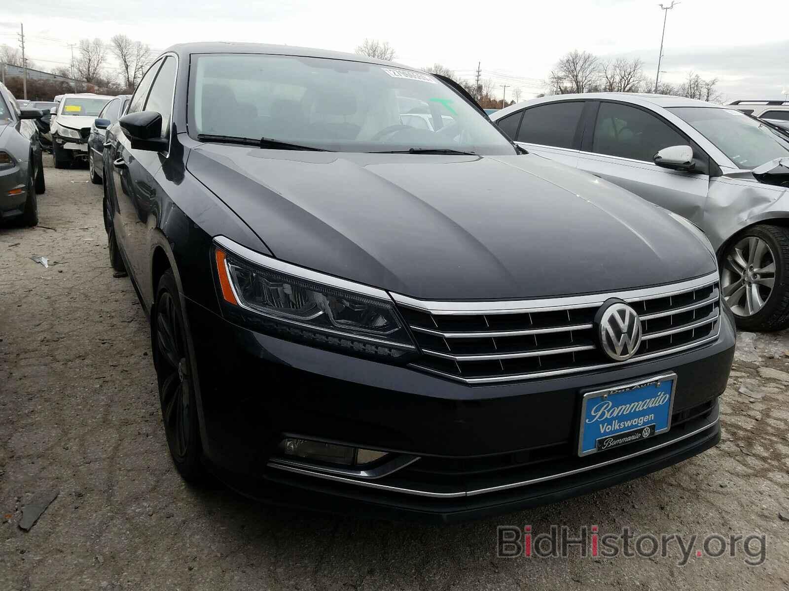 Photo 1VWBA7A36JC003487 - VOLKSWAGEN PASSAT 2018