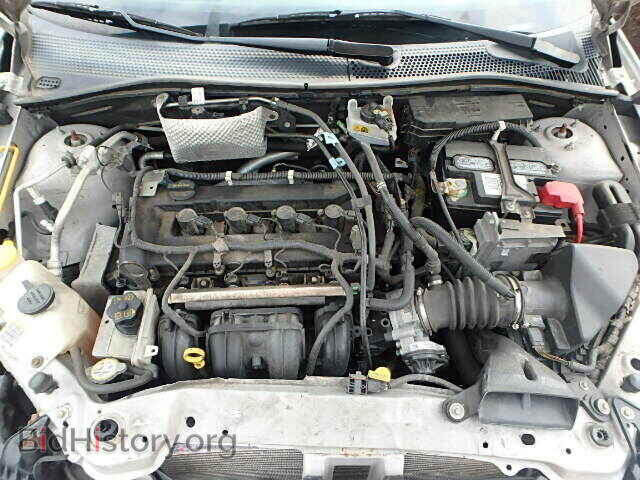 2009 FORD FOCUS - VIN: 1FAHP35N99W182348 - Фото 8