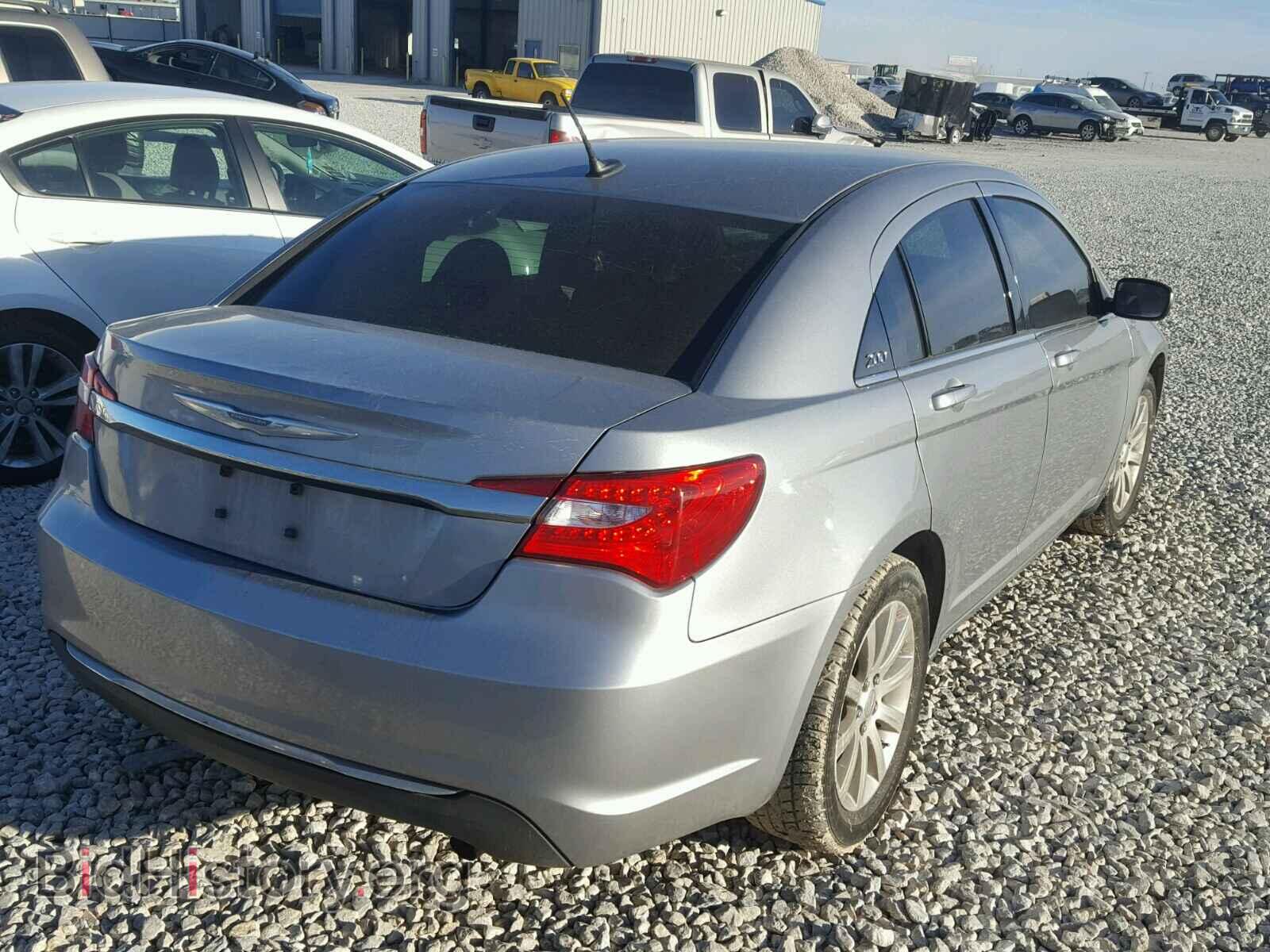 2014 CHRYSLER 200 - VIN: 1C3CCBBB6EN179075 - Фото 4