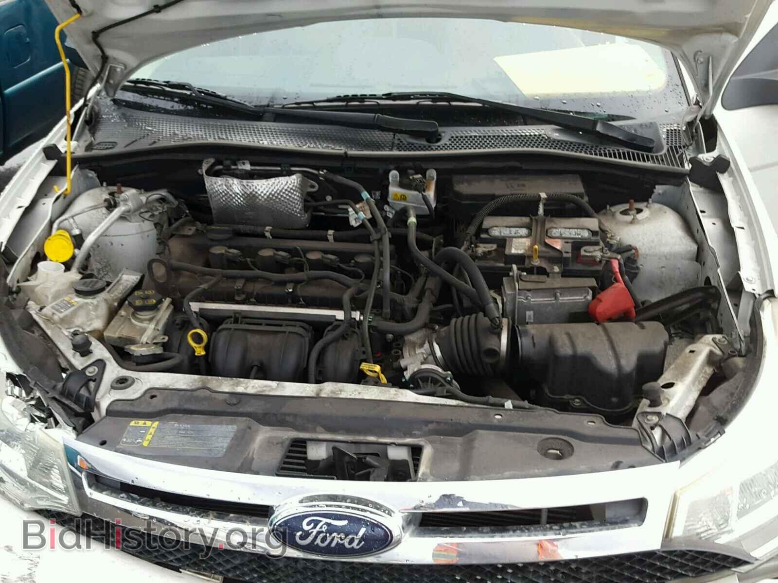 2009 FORD FOCUS - VIN: 1FAHP37N79W180711 - Фото 7
