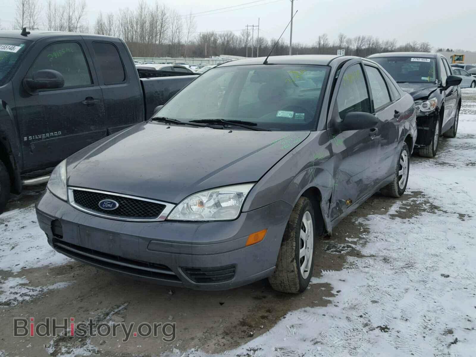 2005 FORD FOCUS - VIN: 1FAFP34N45W172832 - Фото 2