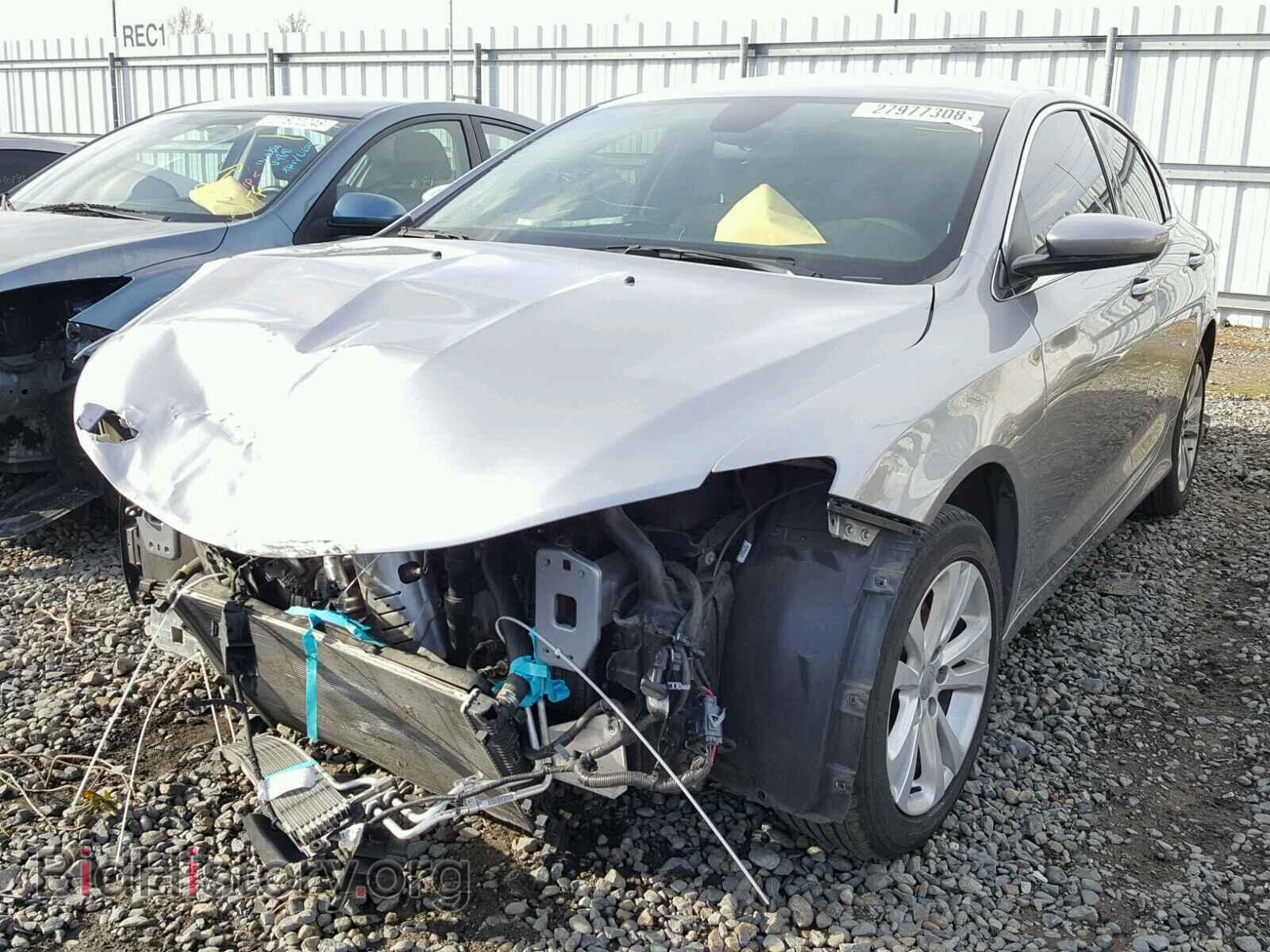 2015 CHRYSLER 200 - VIN: 1C3CCCAB1FN702897 - Photo 2
