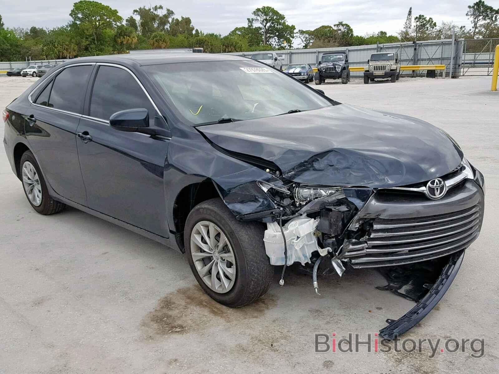 Photo 4T1BF1FK1HU802059 - TOYOTA CAMRY 2017