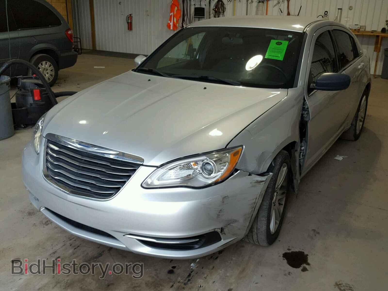 2012 CHRYSLER 200 - VIN: 1C3CCBBB8CN137455 - Photo 2