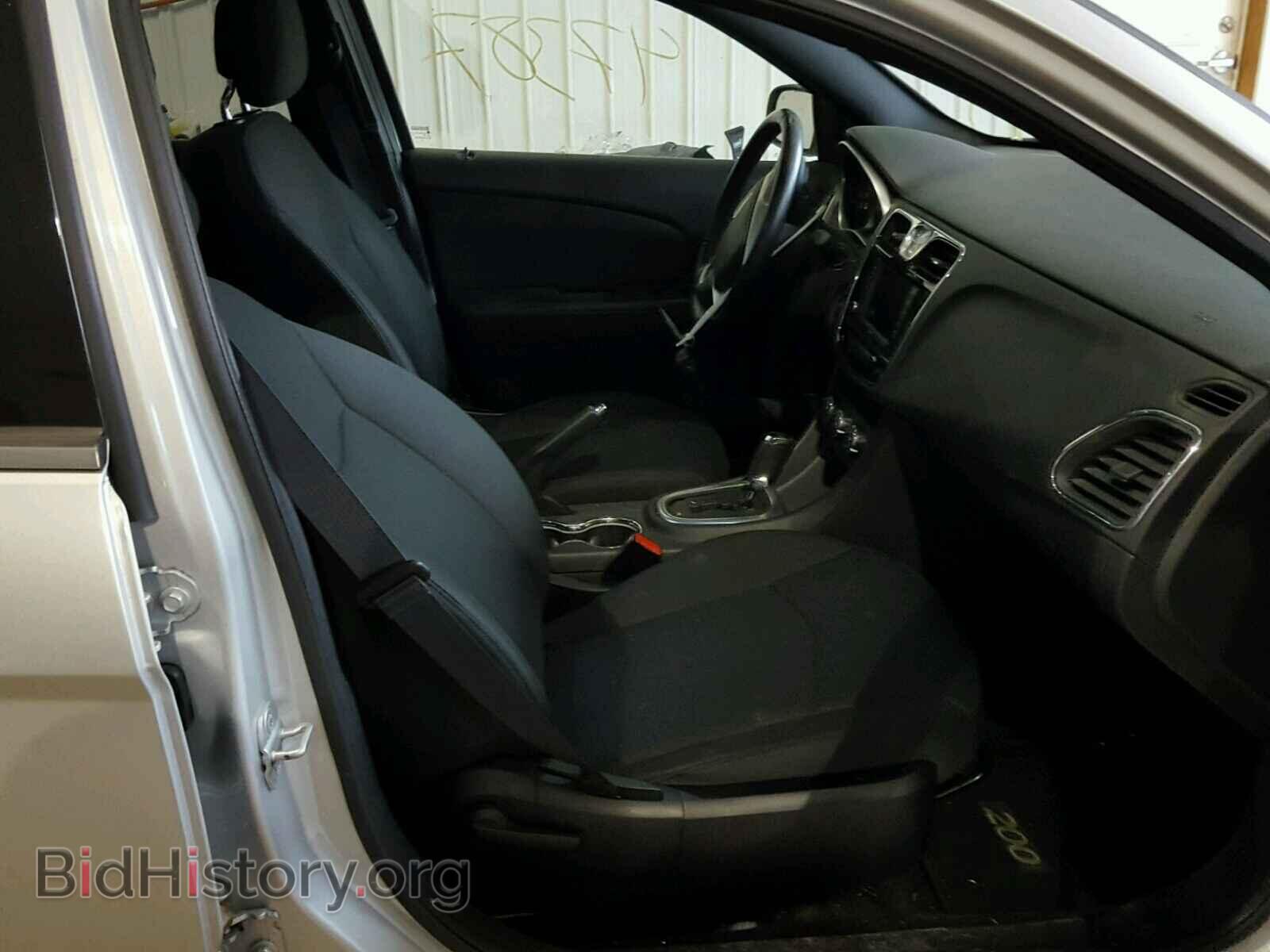 2012 CHRYSLER 200 - VIN: 1C3CCBBB8CN137455 - Photo 5