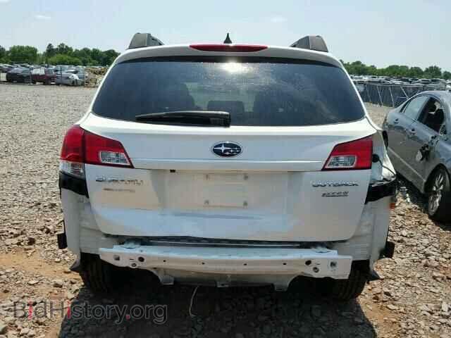2011 SUBARU OUTBACK - VIN: 4S4BRBKC2B3333556 - Photo 9