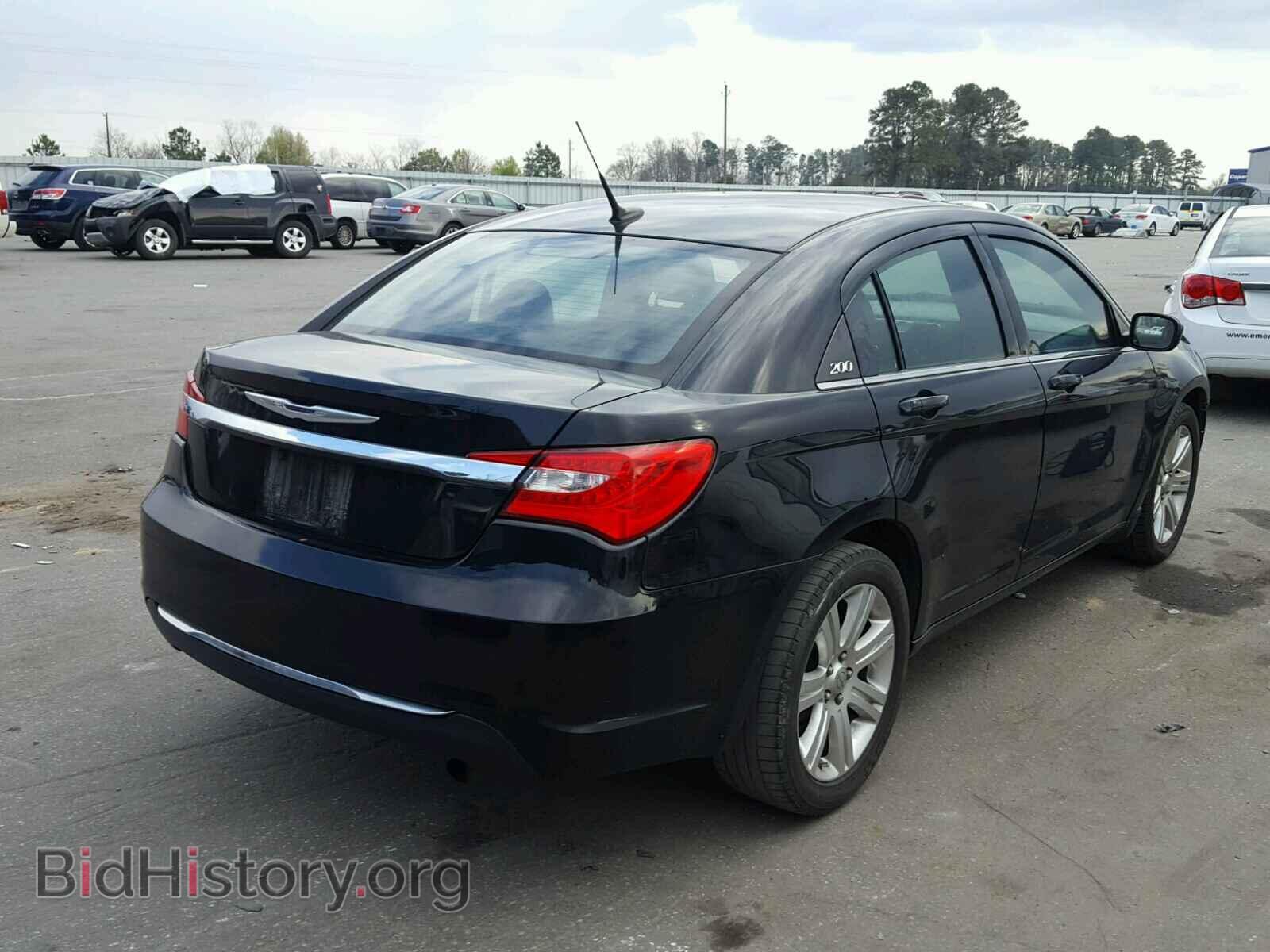 2013 CHRYSLER 200 - VIN: 1C3CCBAB3DN762428 - Photo 4